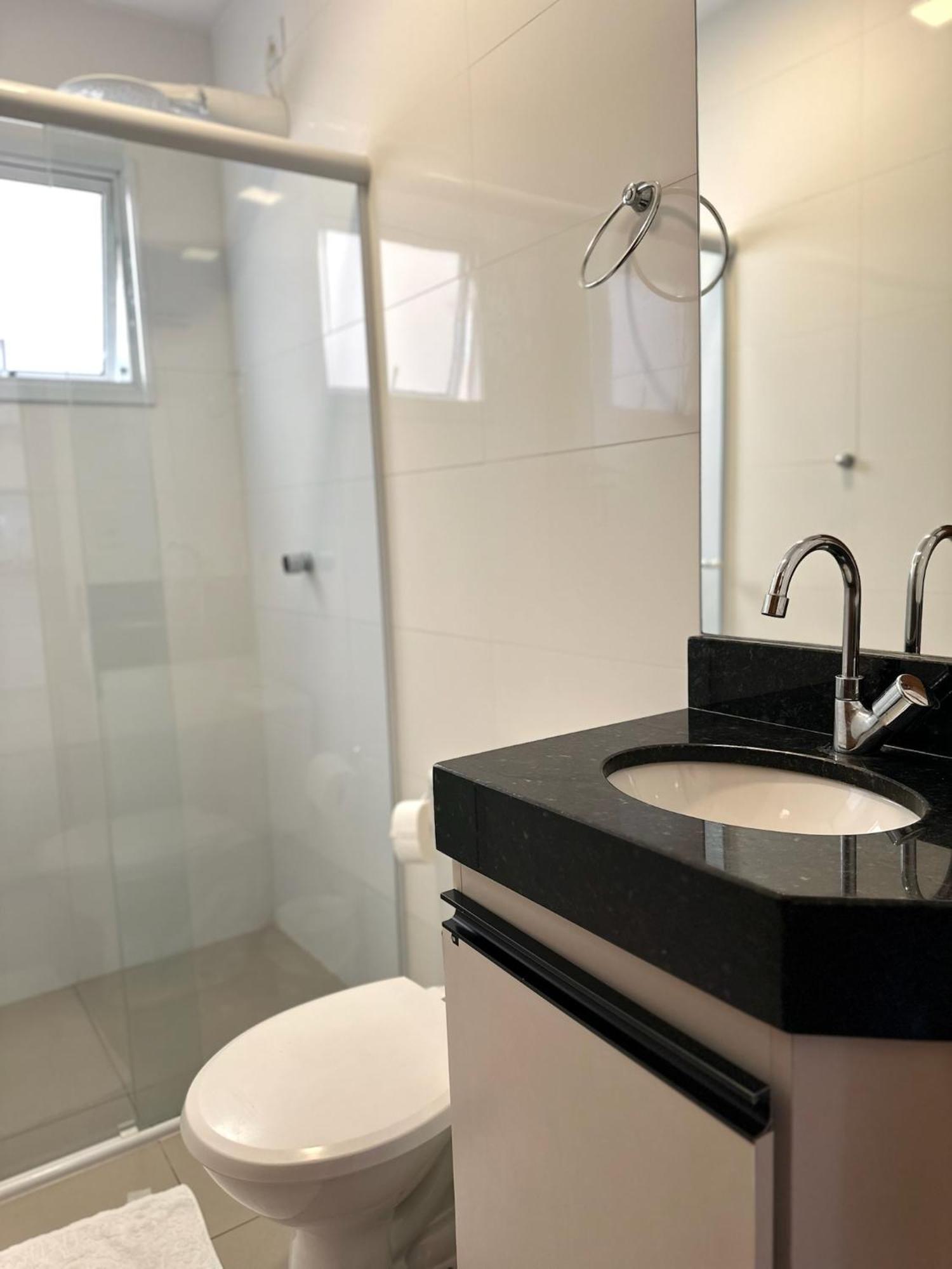 Apto Excelente C/Ar, Varanda Gourmet E Piscina أوباتوبا المظهر الخارجي الصورة